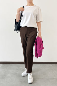 カジュアルスタイリングにも万能なブラウンパンツ<br>【オックスフォード・テーパード】