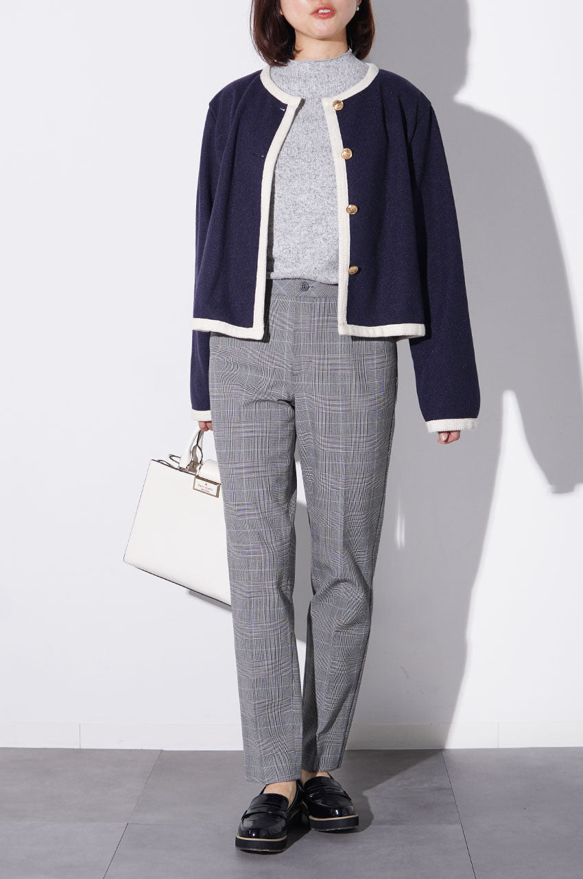 オフィスタイルを大人かわいく彩る<br>【ミルキーウォーム・テーパード】