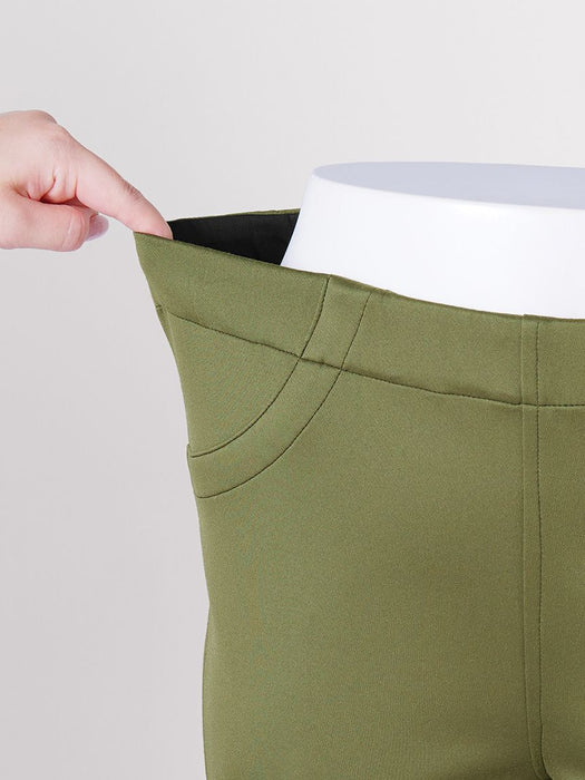 つんぱびたテック・スリムパンツ