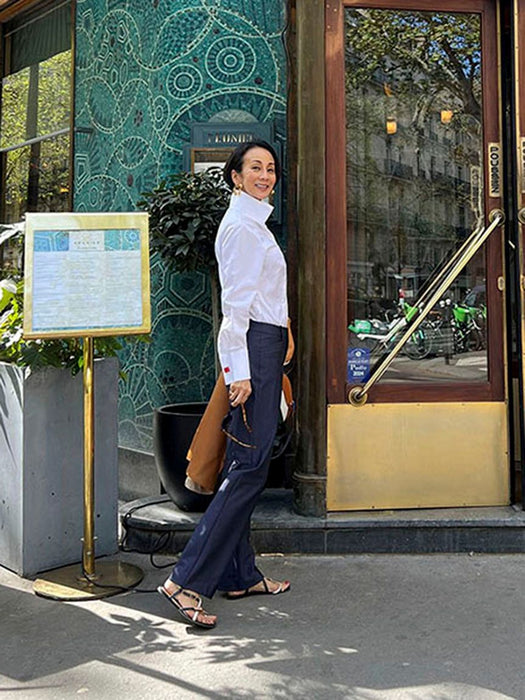 シャイニーシャドウ・ストレートパンツ