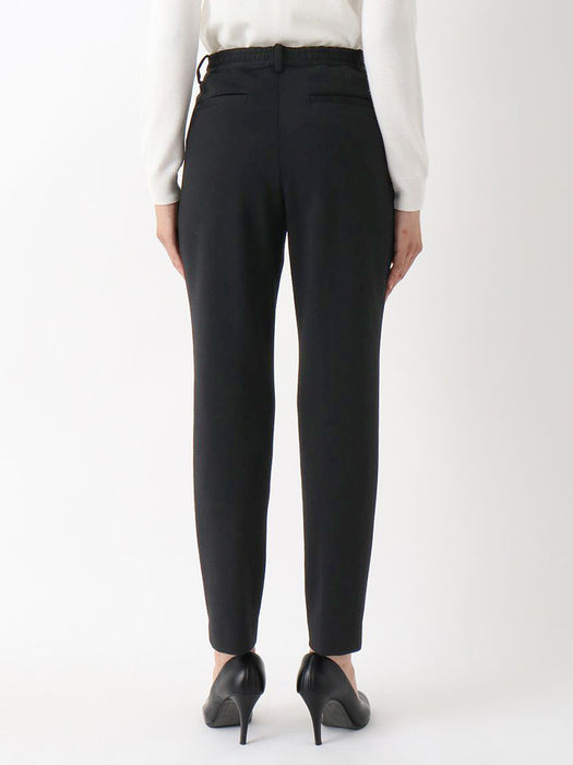 ラグジュアリーウール・テーパードパンツ