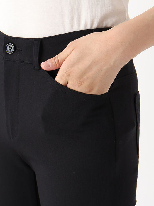 サテン・スリムパンツ