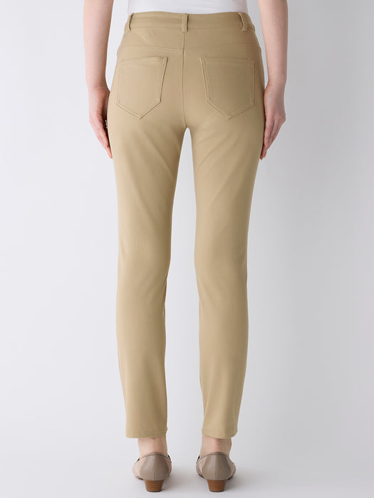 サテン・スリムパンツ