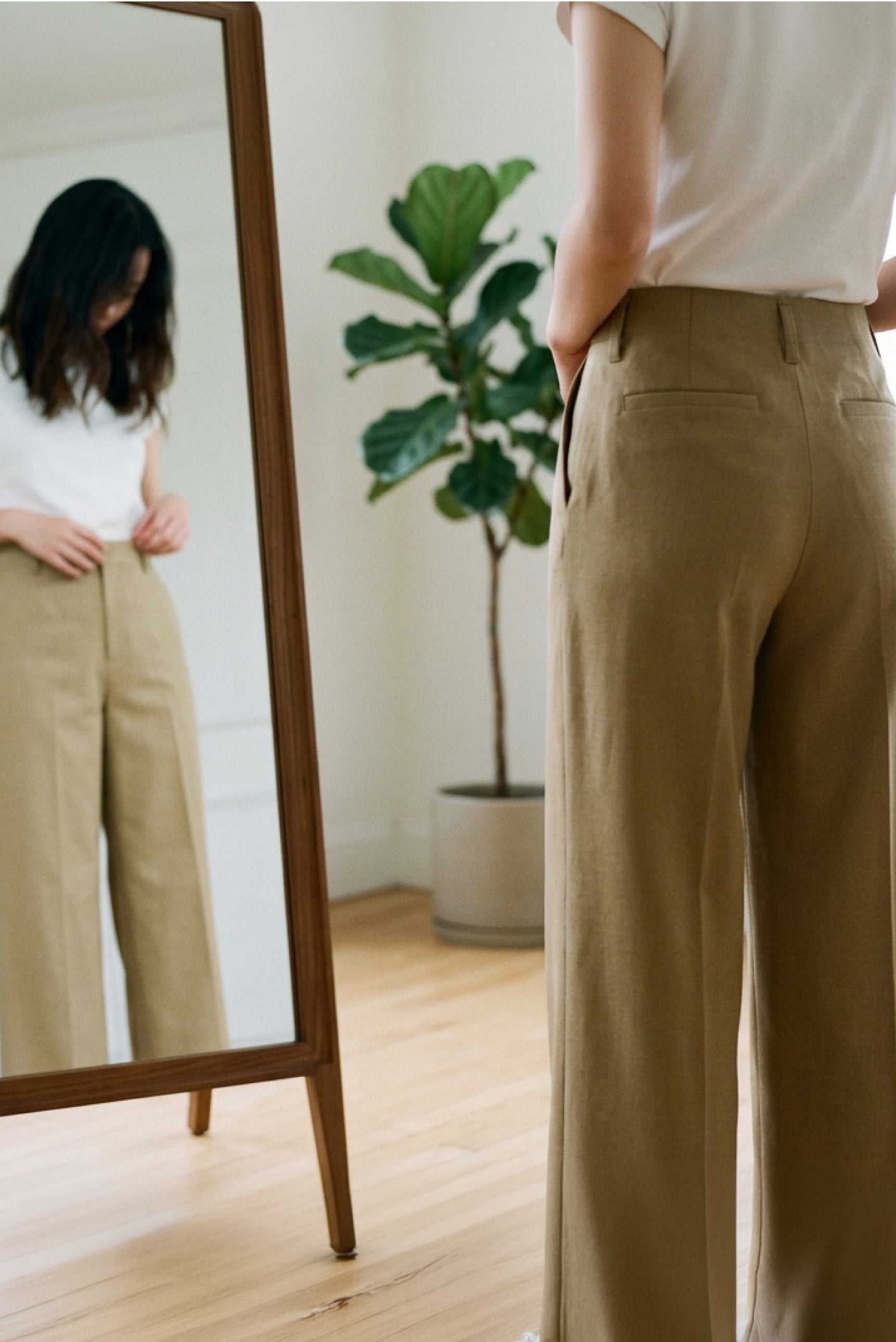 40代女性のための「失敗しないパンツブランド」完全比較ガイド｜PLST・グローバルワーク・エルーラ・ビースリーを徹底解説