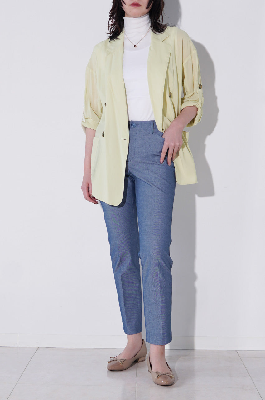 ブルーが映える爽やかコーデ<br>【オックスフォード・テーパード】