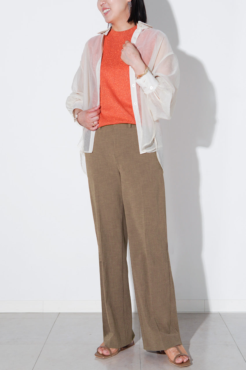 オレンジ映える夏のモカパンツスタイル<br>【ドライエア・ワイド】