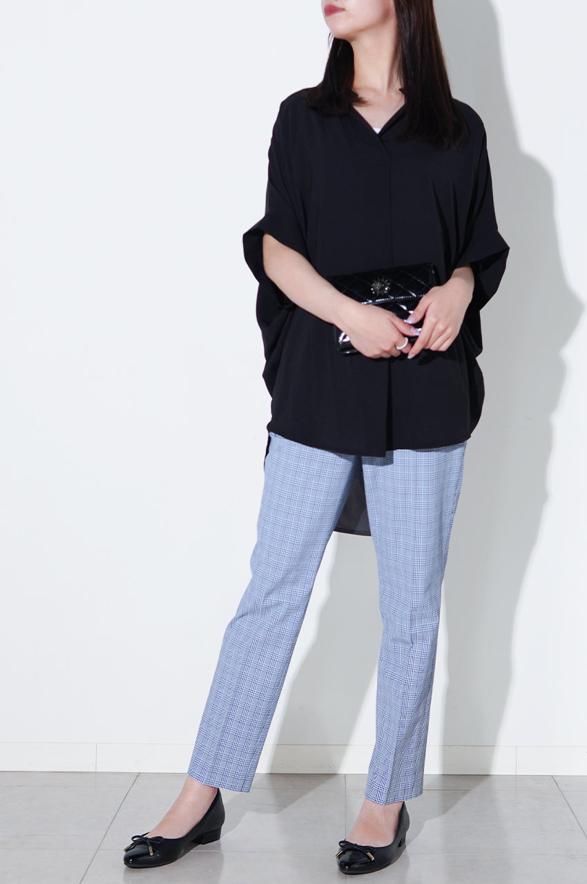引き締めブラック×大人かわいいブルーチェックの甘辛コーデ<br>【ドライチェック・テーパード】