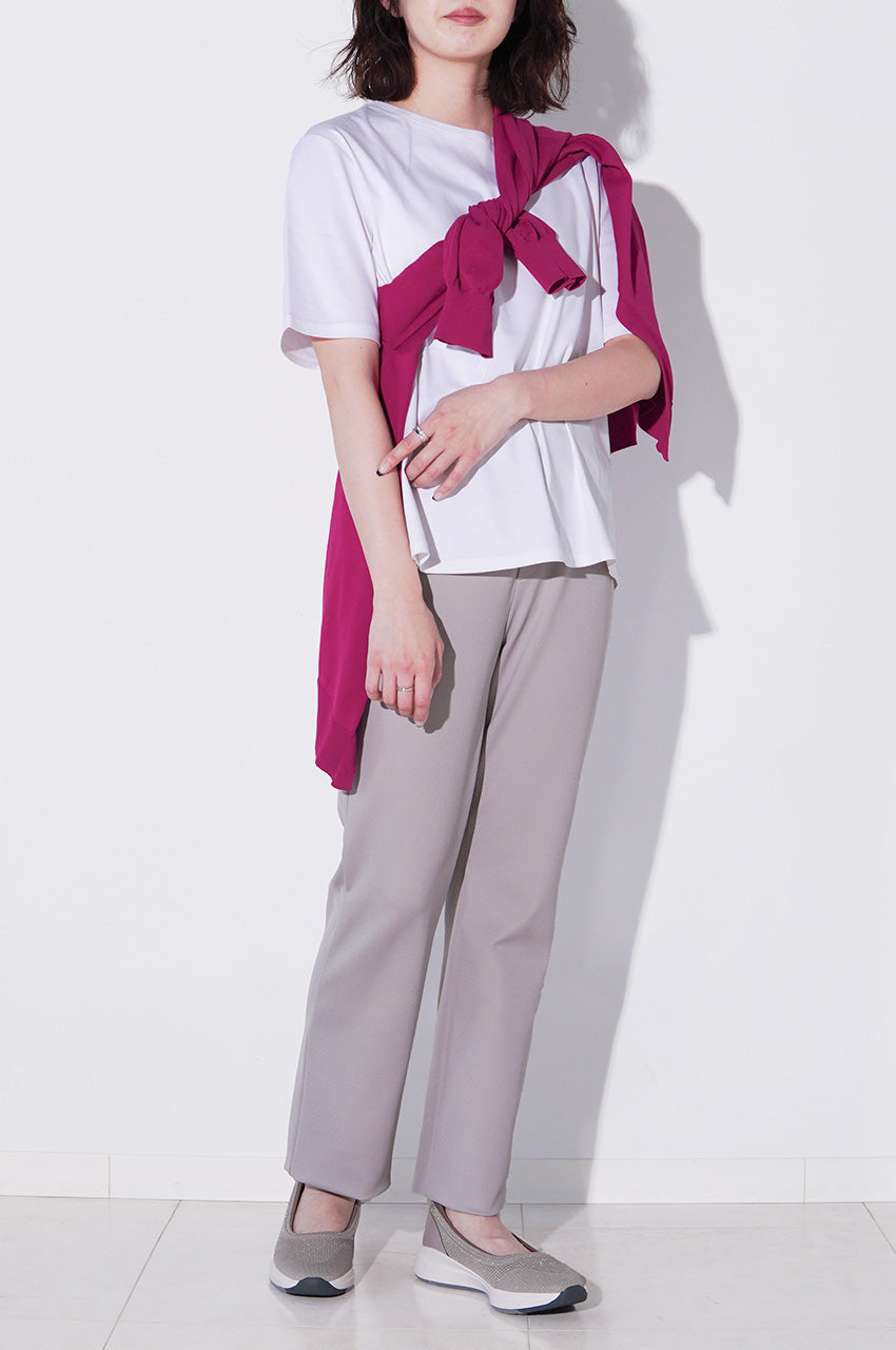 シンプルなのに華やぐ、旬の抜け感スタイル<br>【ケトレル・ストレート】