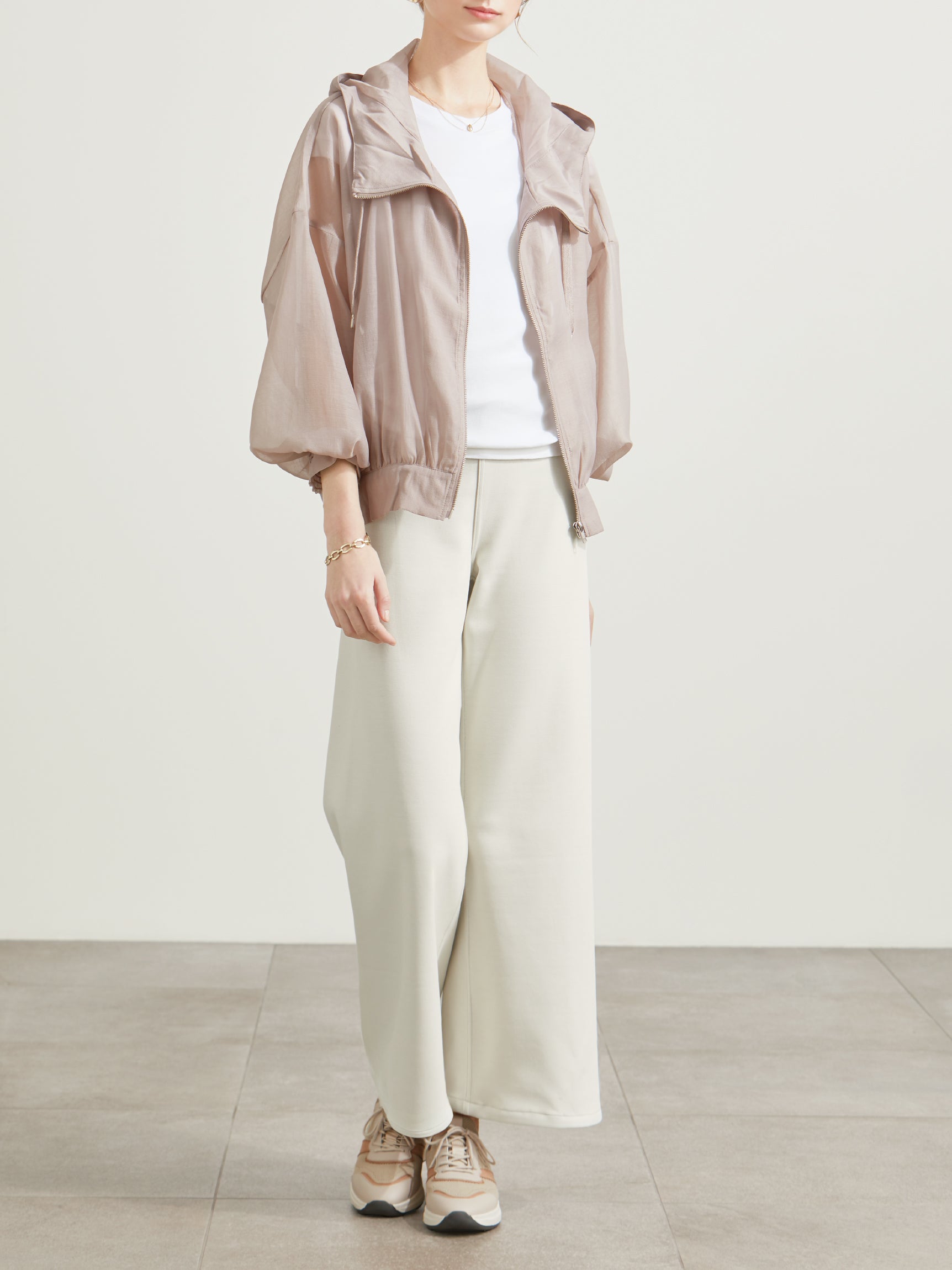 Fluffy, smooth wide-leg pants