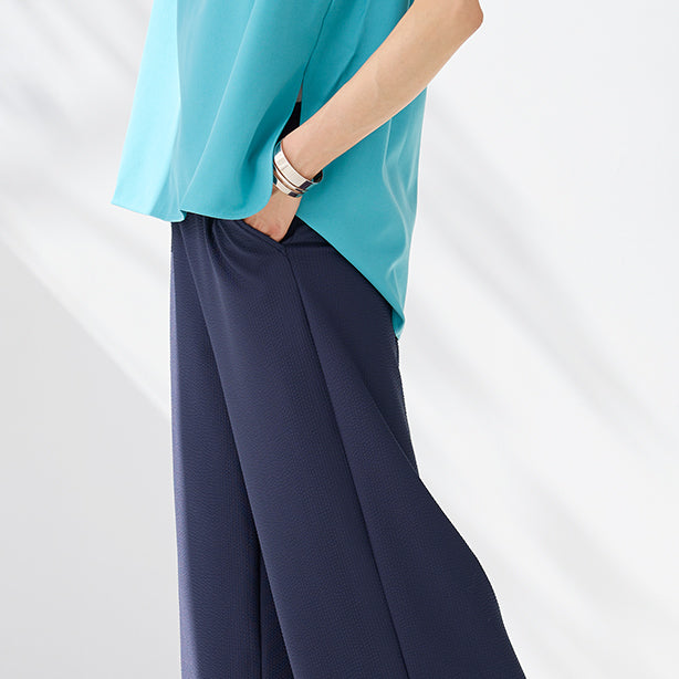 ライトサッカー・ ワイドクロップド」とにかく暑い！ そんな夏の日の