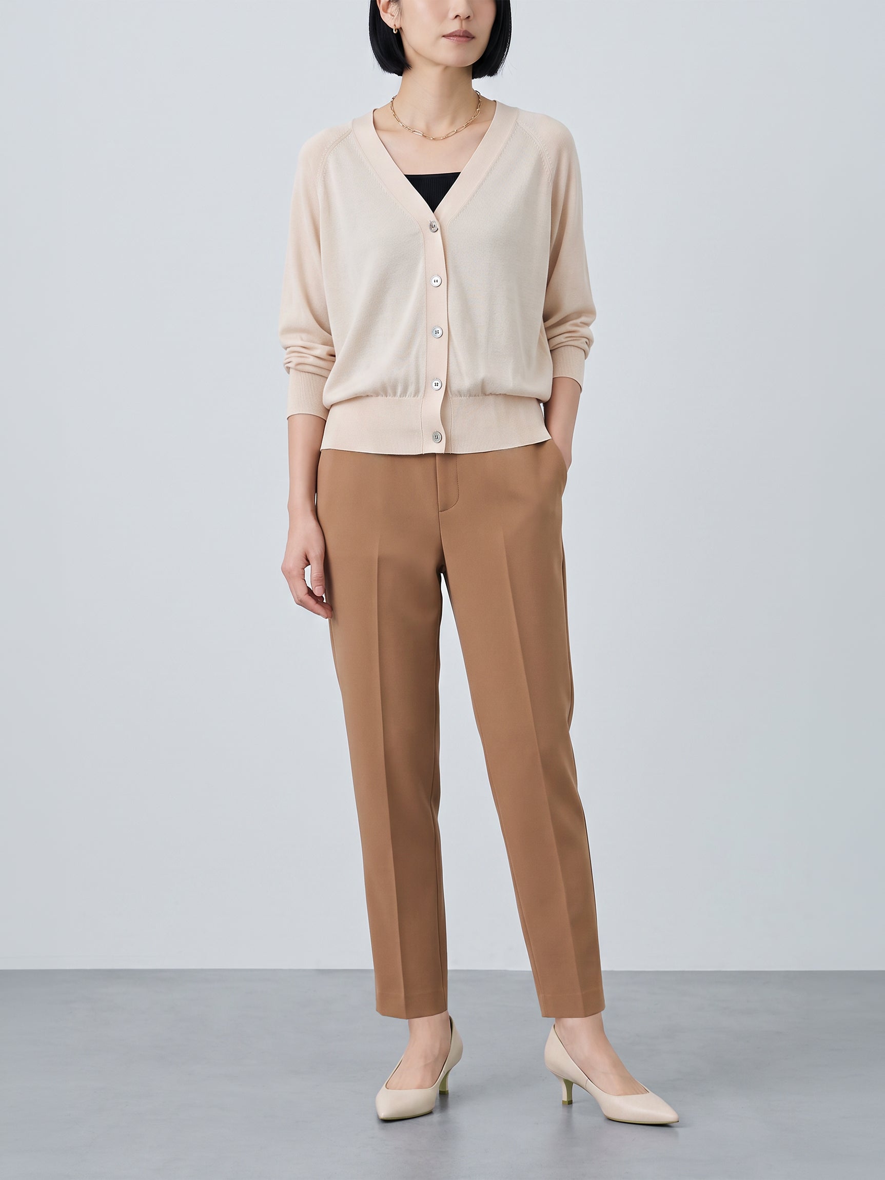 Double-cross tapered pants