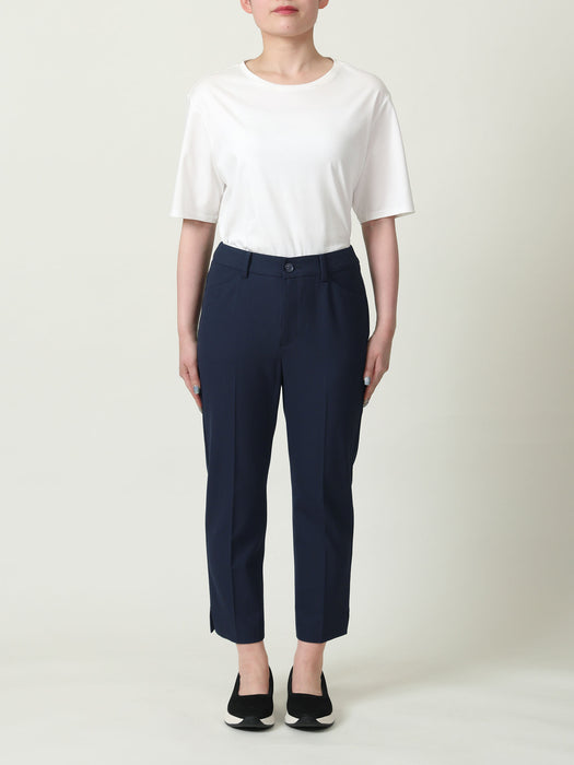 身長:157cm 裾上げなし、Ⅱ（M）サイズ着用
（普段の服はS）、#06 ネイビー