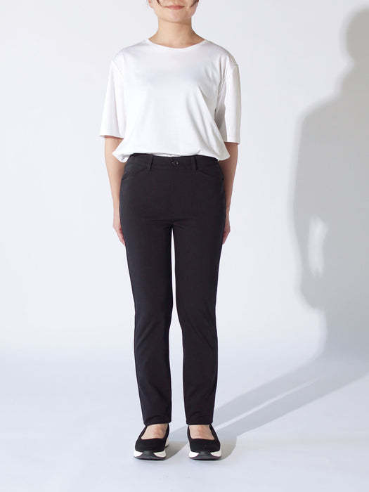 身長:151cm 股下64cmに裾上げ、30サイズ着用（普段の服はS）、#08 ブラック