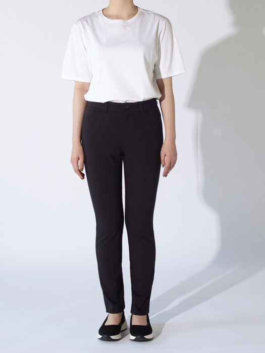 身長:166cm 裾上げなし、34サイズ着用
（普段の服はM、時々L）、#08 ブラック