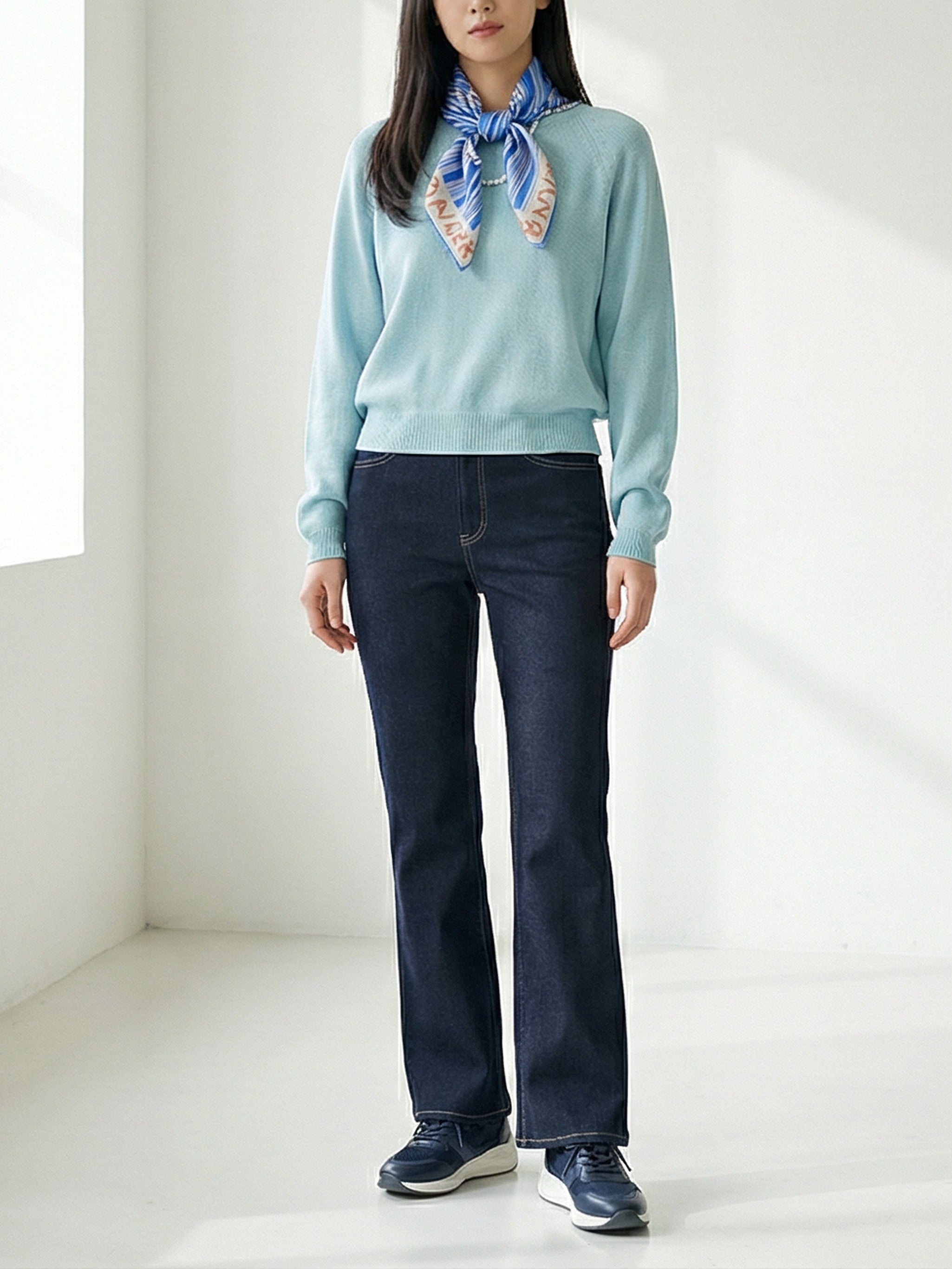 ジーンズライク+3・スニーカーカットパンツ