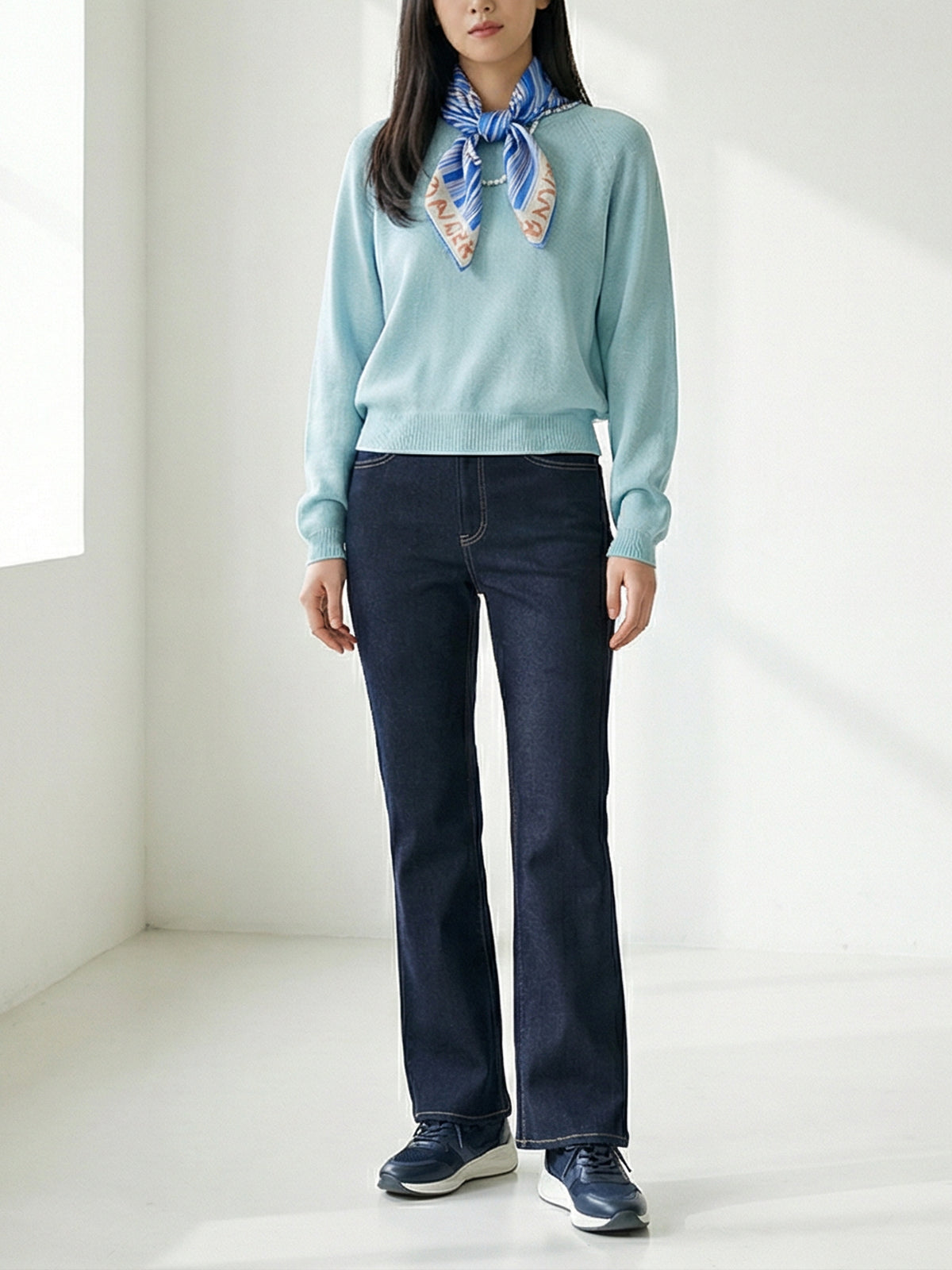 ジーンズライク+3・スニーカーカットパンツ — B-THREE（ビースリー