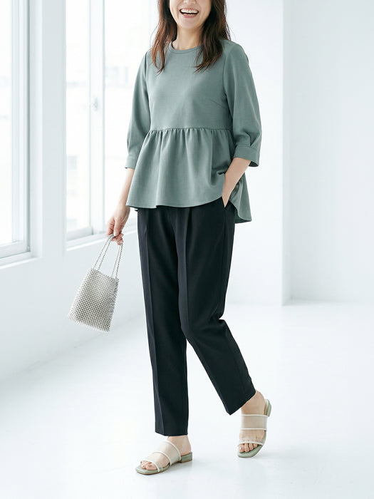 ラグジュアリーウール・テーパードパンツ