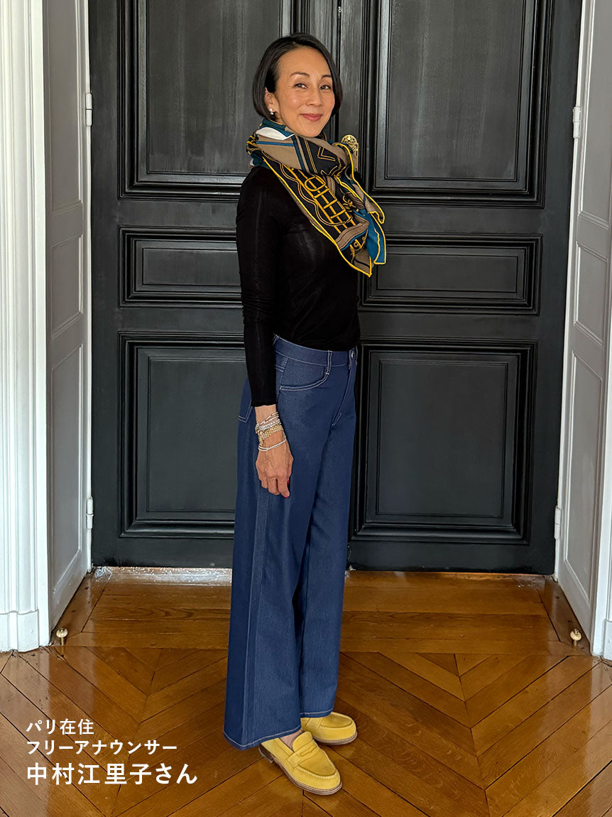 ハイネックプルオーバー